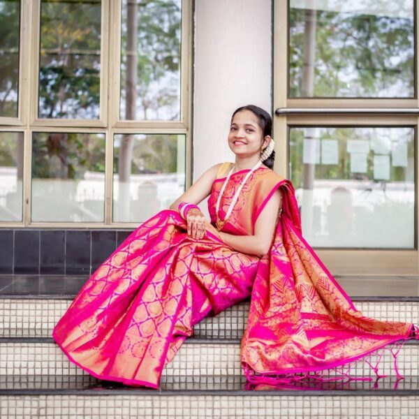***** लक्ष्मण घुगे