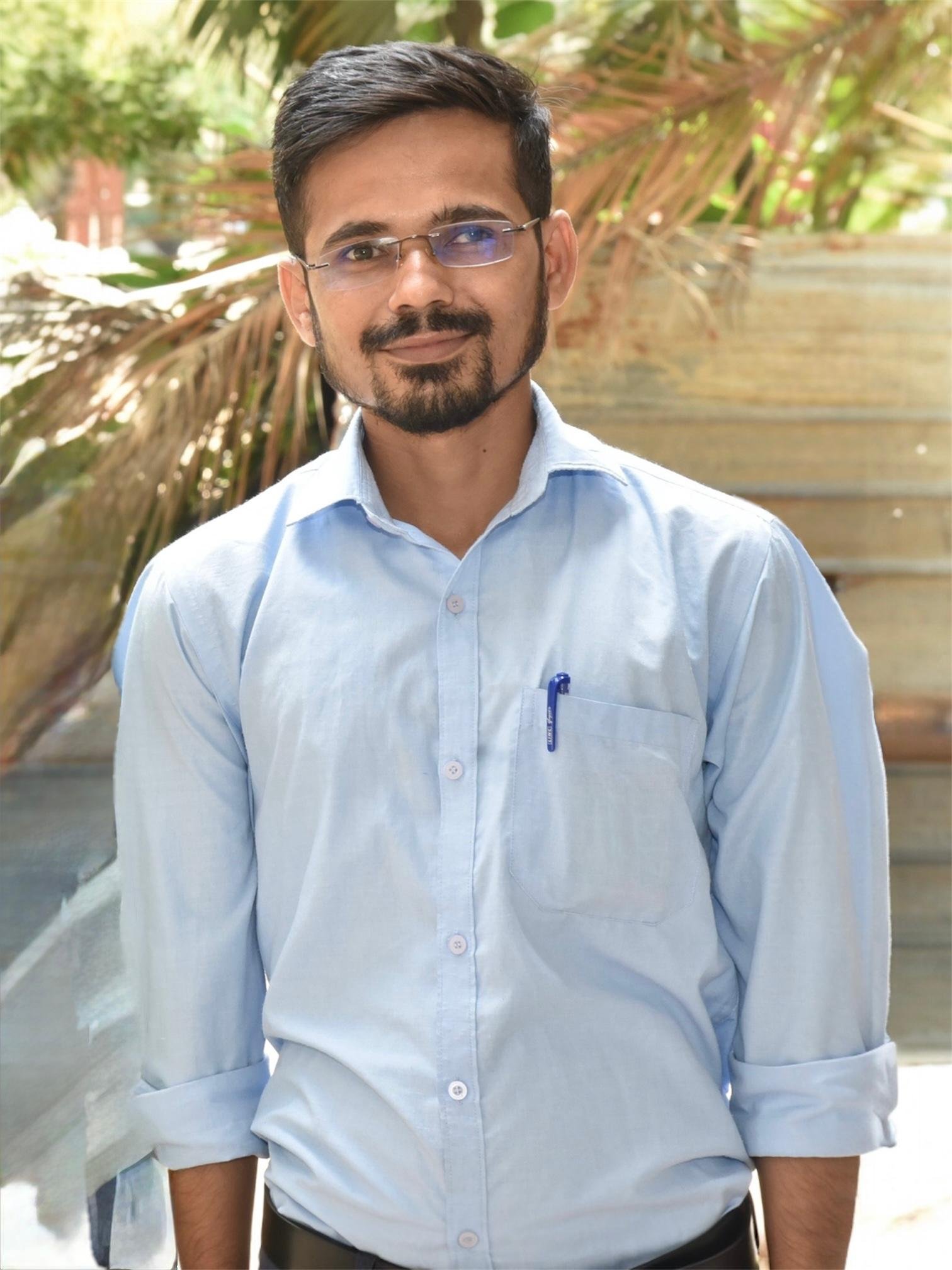 ***** पालवे